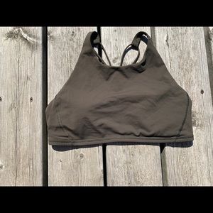 Lululemon Free to be bra *High Neck